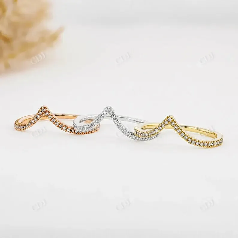 0.10CTW Curved Lab Grown Diamond Wedding Band