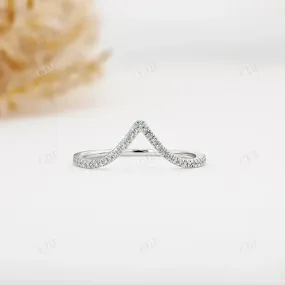 0.10CTW Curved Lab Grown Diamond Wedding Band