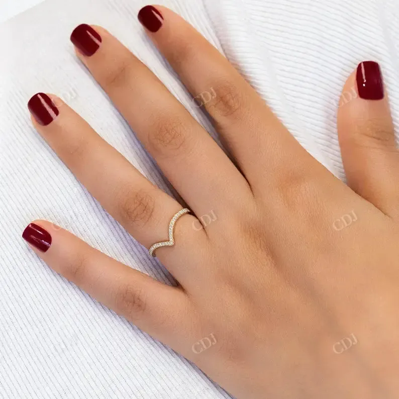 0.10CTW Curved Lab Grown Diamond Wedding Band