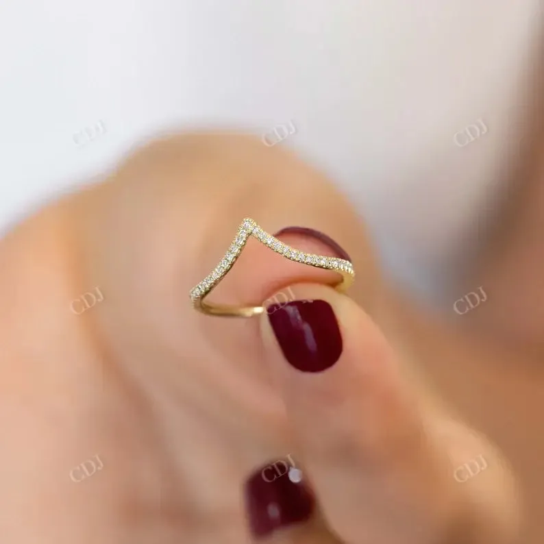 0.10CTW Curved Lab Grown Diamond Wedding Band