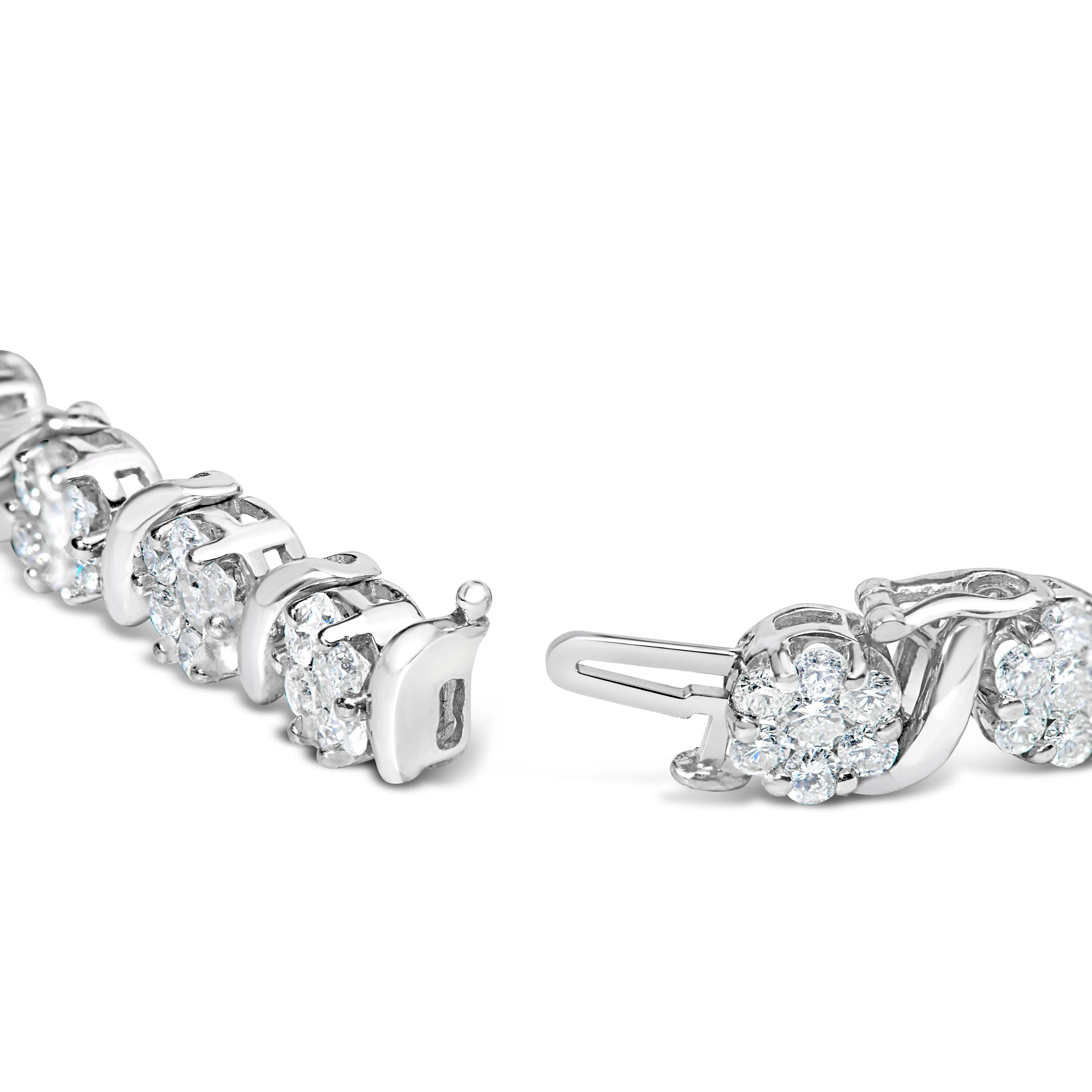 14K White Gold 7 3/8 Cttw Round Brilliant Diamond Floral Cluster and S Link Bracelet