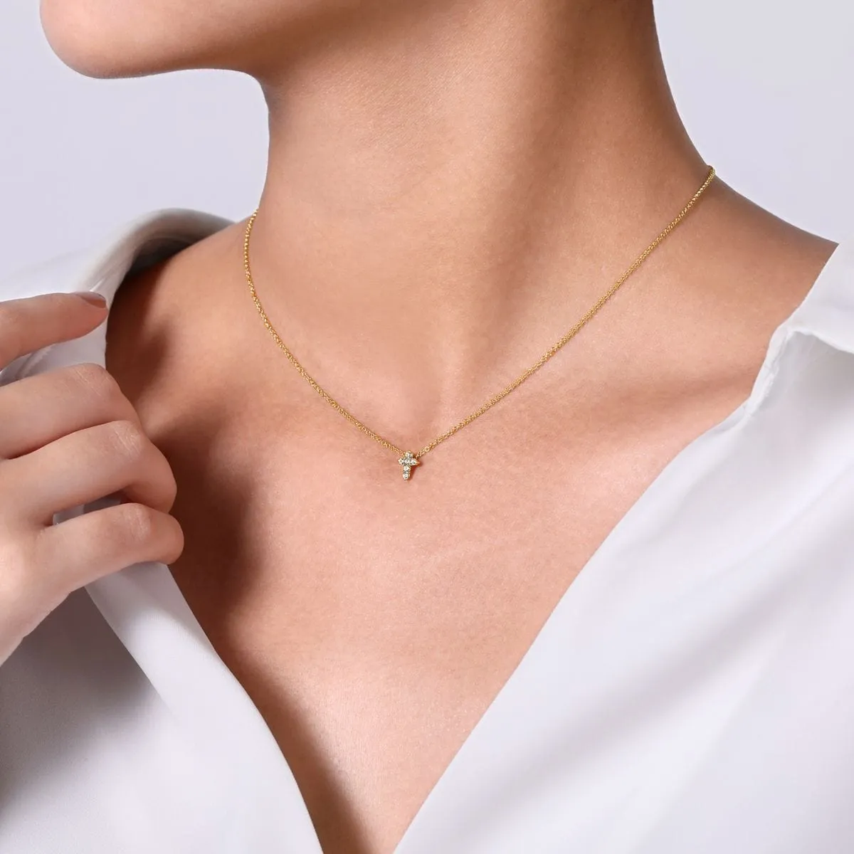14K Yellow Gold Diamond Cross Pendant Necklace - NK1370Y45JJ