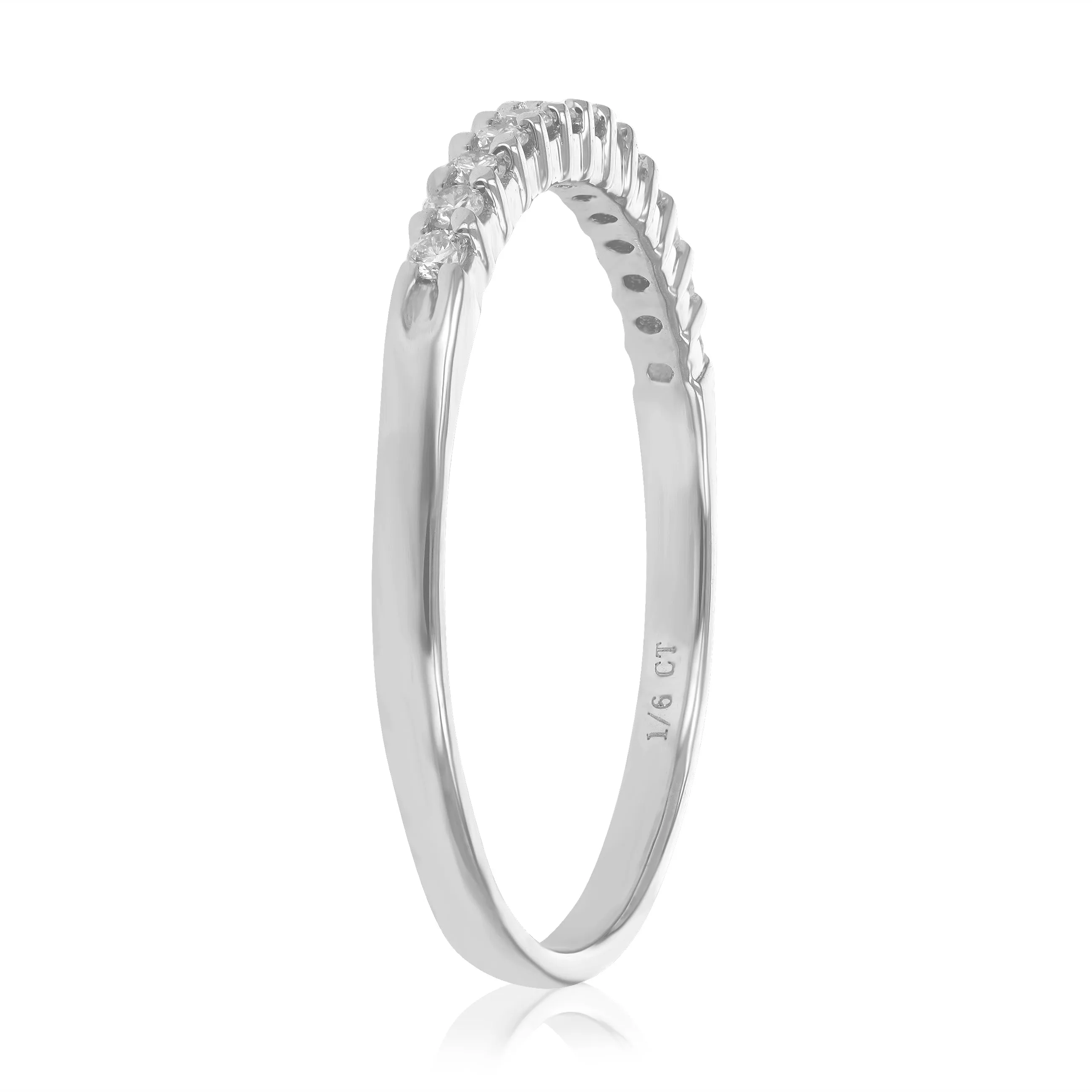 1/6 cttw Lab Grown Diamond Prong Wedding Band in Sterling Silver