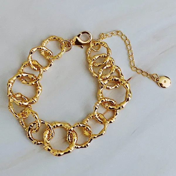 Artfully Linked Chain Bracelet