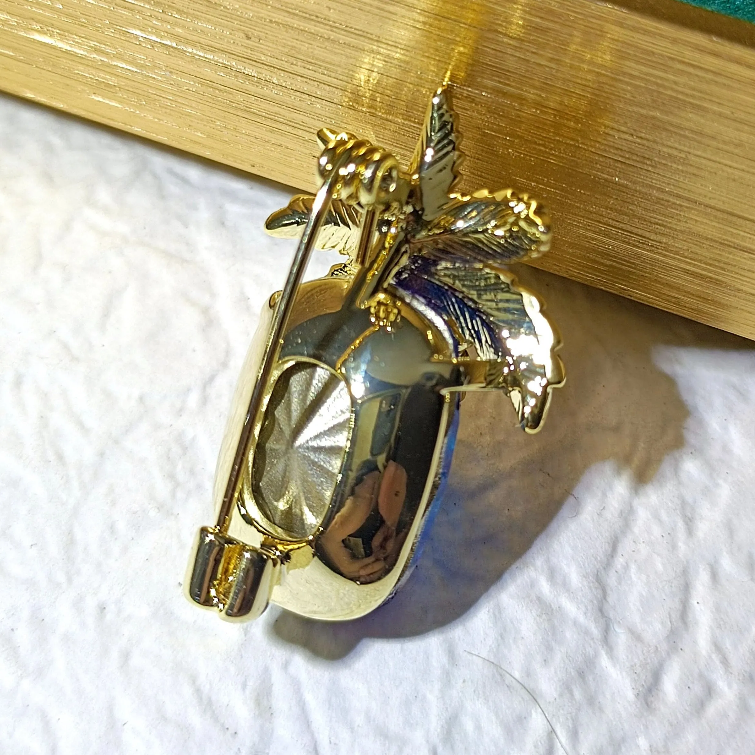 Designer Fashion Gold Metallic Leaf & Blue Stone Pineapple Pin Brooch