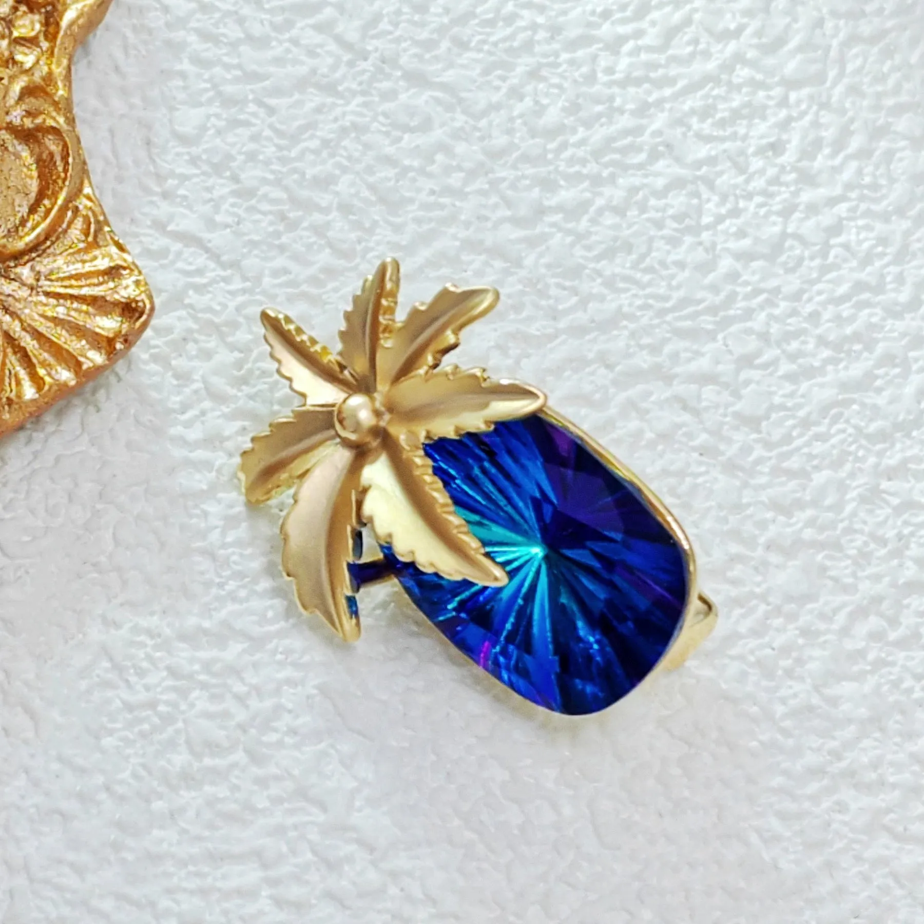 Designer Fashion Gold Metallic Leaf & Blue Stone Pineapple Pin Brooch
