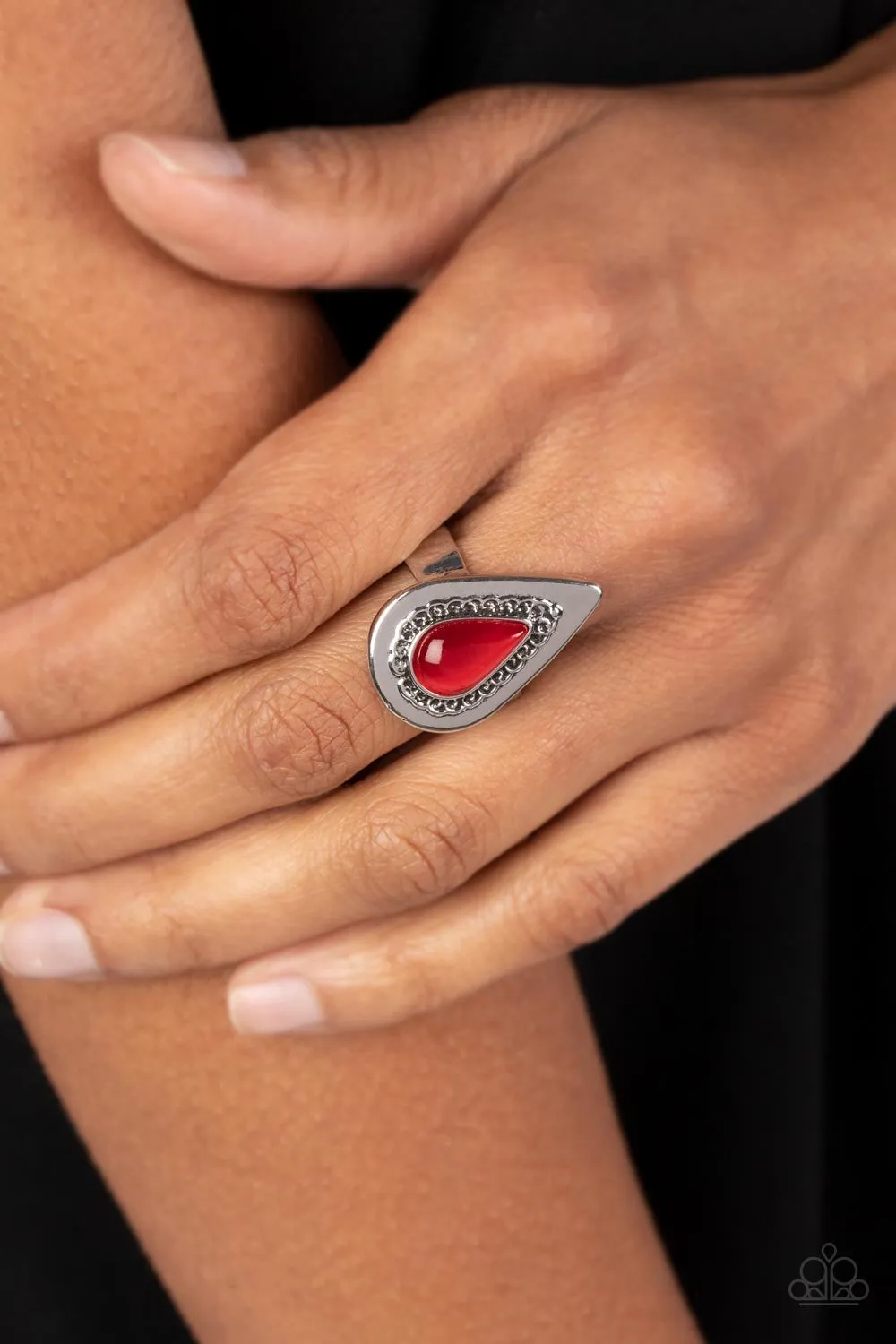 Earthy Glow - Red Paparazzi Accessories