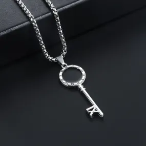 Fashionable and minimalist men's key pendant necklace