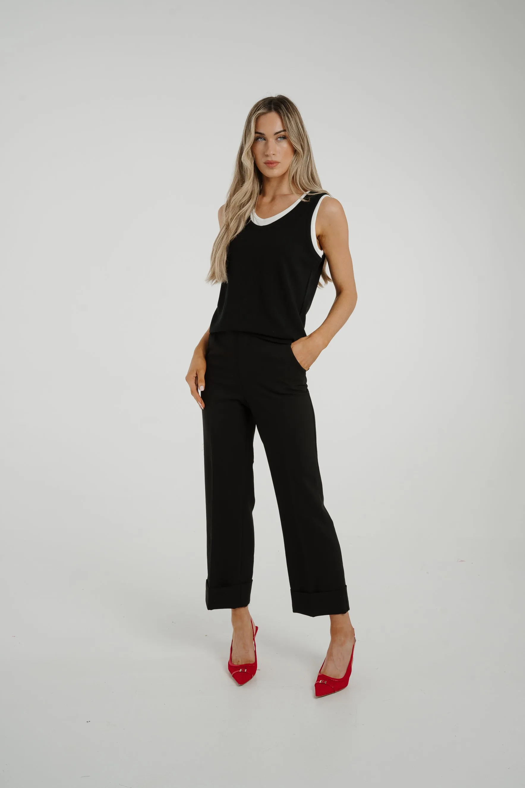 Holly Contrast Trim Vest In Black