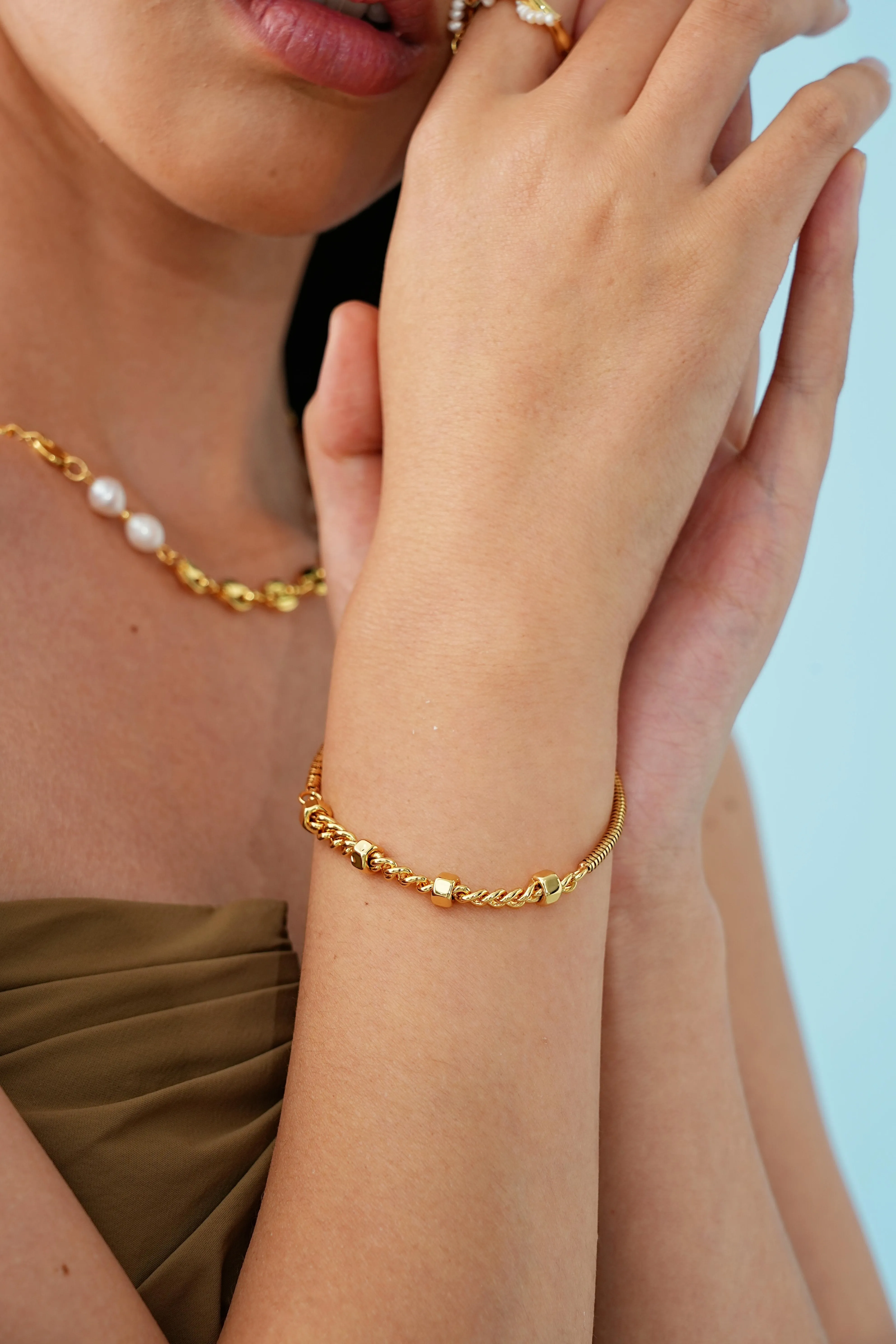 Maeve 18K Gold Bracelet