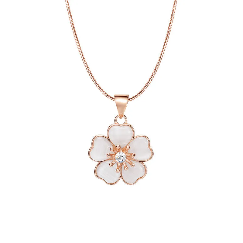 Mother of Pearl Petals Flower Pendant Silver Necklace for Women