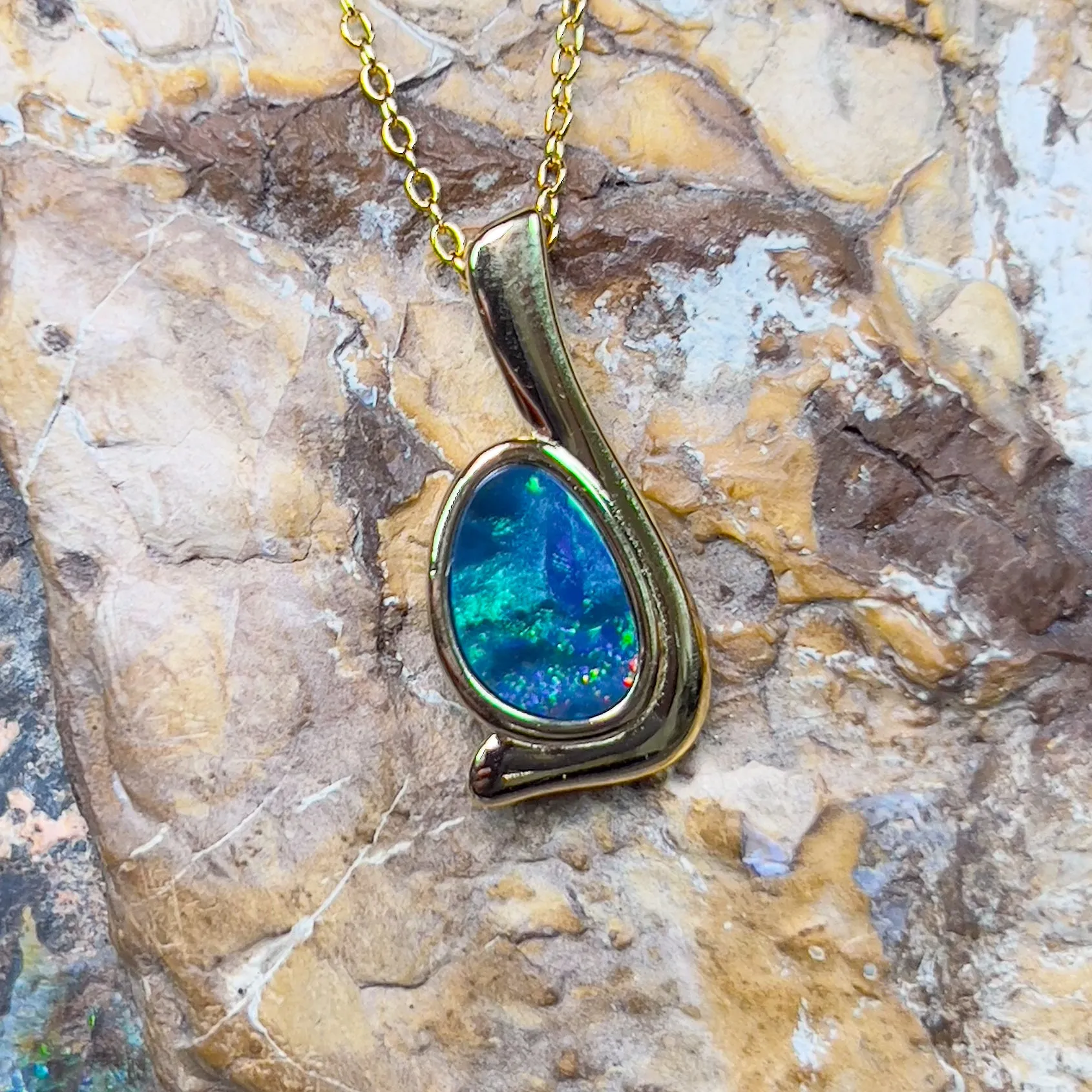 One Gold Plated Sterling Silver L-shape Opal doublet pendant
