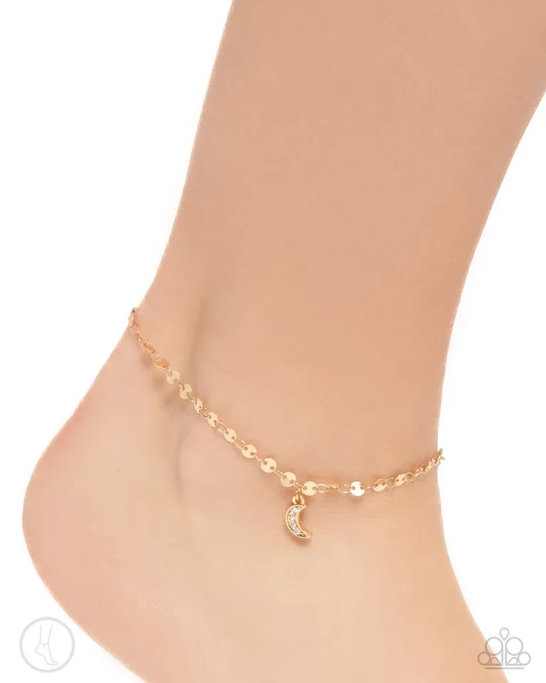 Paparazzi Bracelet ~ Crescent Chic - Gold