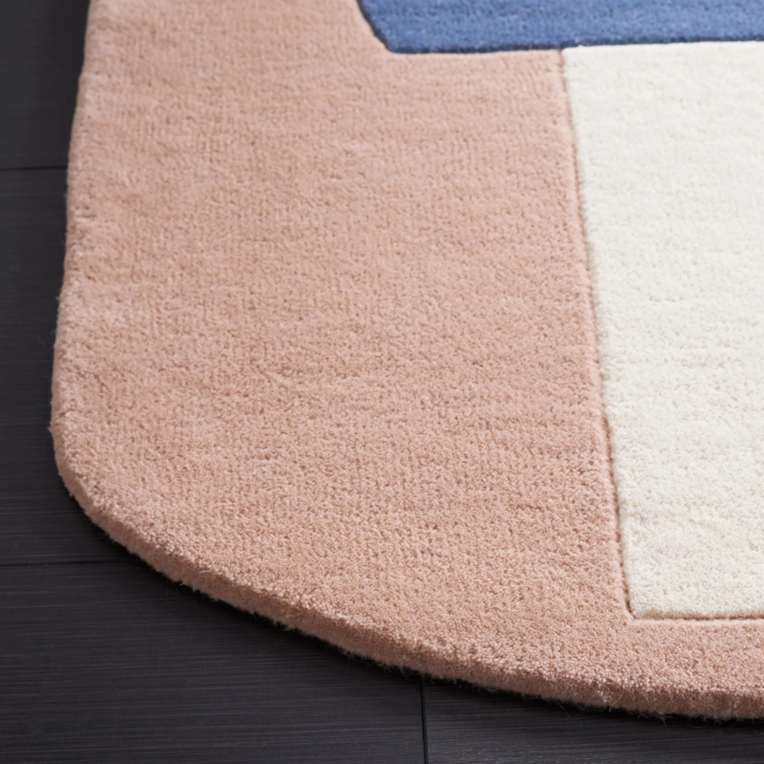 Safavieh Fifth Avenue 148 Rug, FTV148
