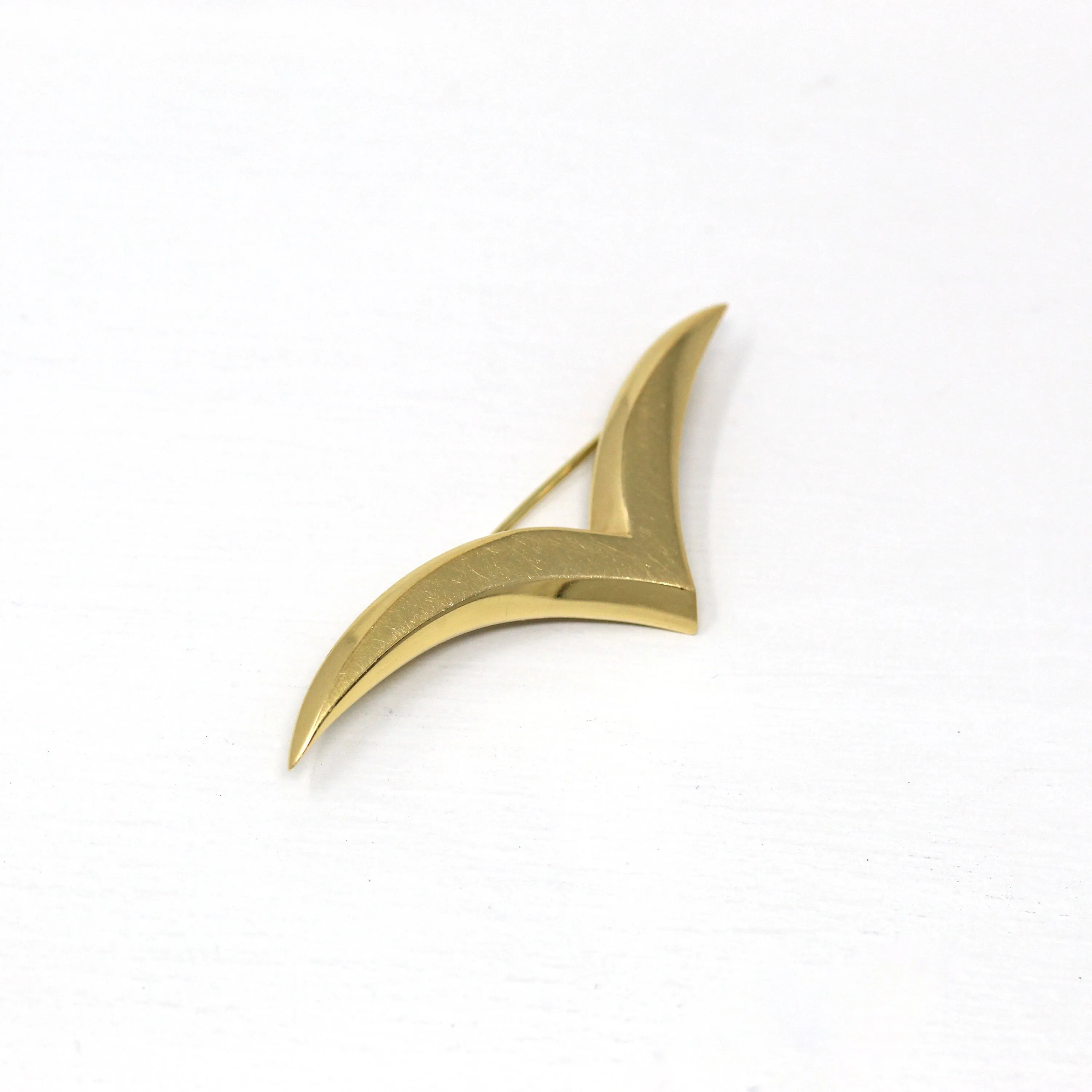 Sale - Tiffany & Co. Brooch - Estate 18k Yellow Gold Flying Seagull Wing Pin - Circa 1980s Era Tiffany's Statement Fashion Accessory Jewelry