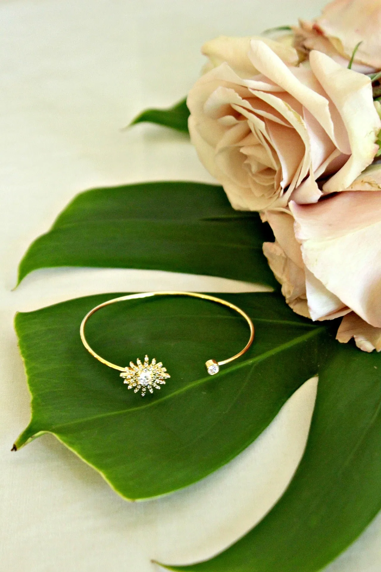 Starburst Stretch Cuff Bracelet in Silver