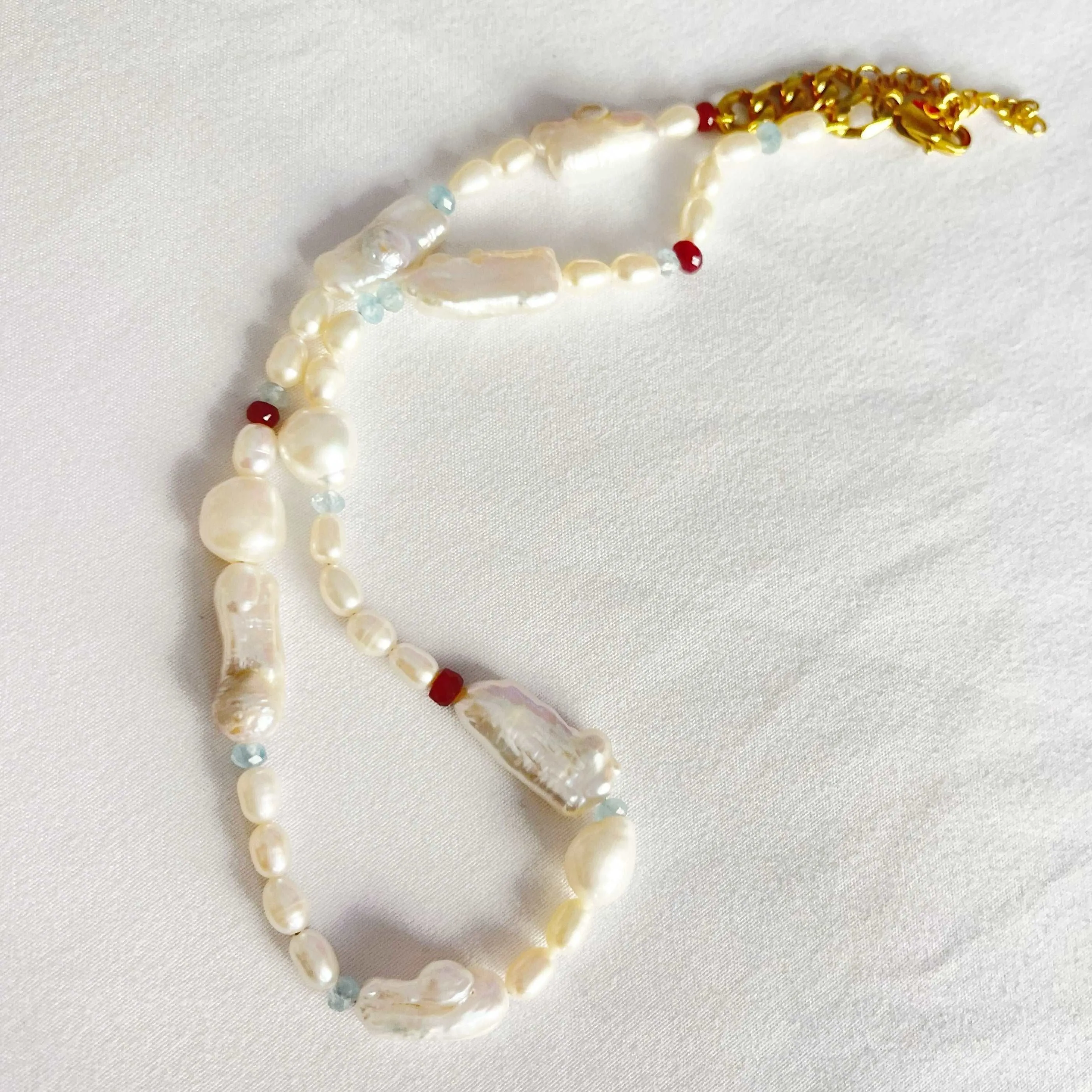 Three Sistas - Mix Pearl and Gem Bead Necklaces