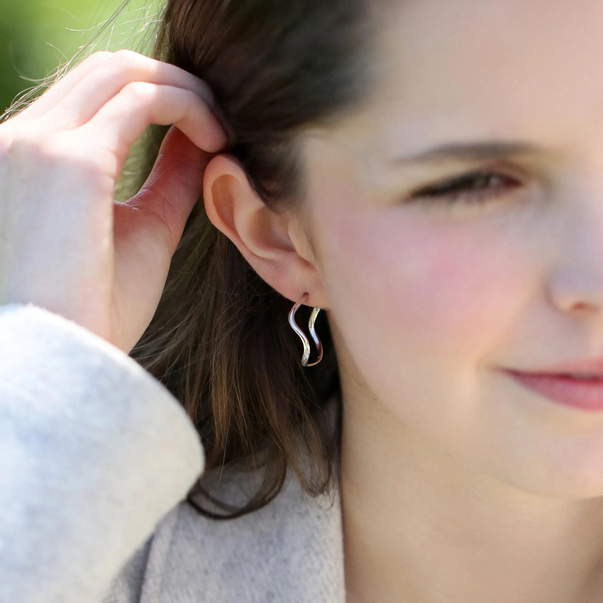 Tidal Small Hoop Earrings in Sterling Silver
