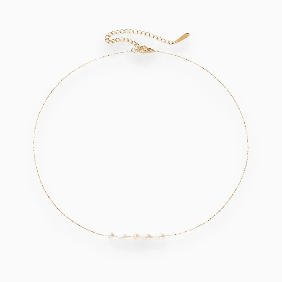 Velinia – Freshwater pearl detail – Necklace