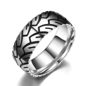 Vintage 8mm Unisex Wedding Band with Car Tire Pattern
