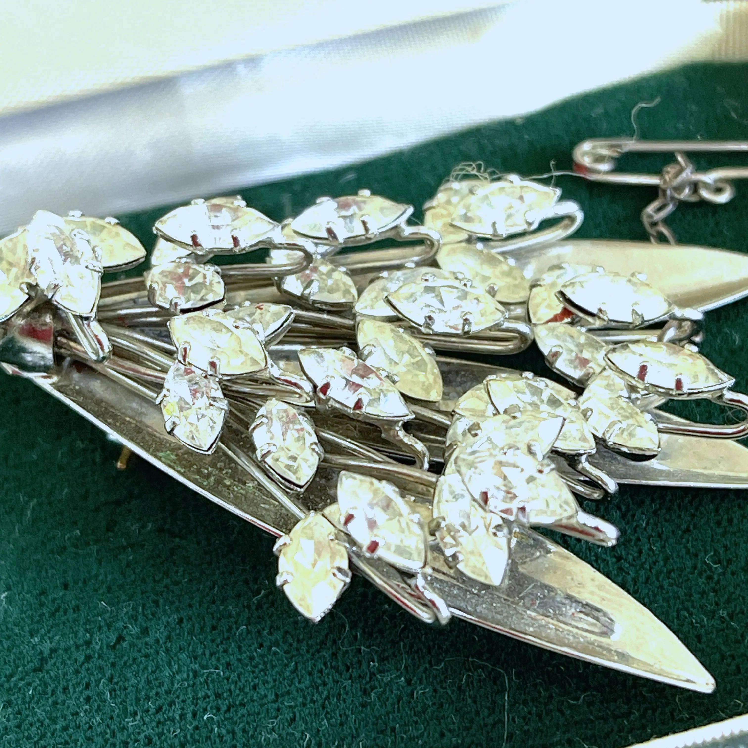 Vintage Floral Spray Brooch by Simpson, Jewel Craft 1950's, Original Box.